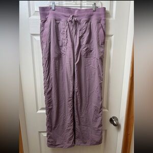 Lulu🍋Dance Studio Mid-Rise Pant 
Lavender Lux Size 14
